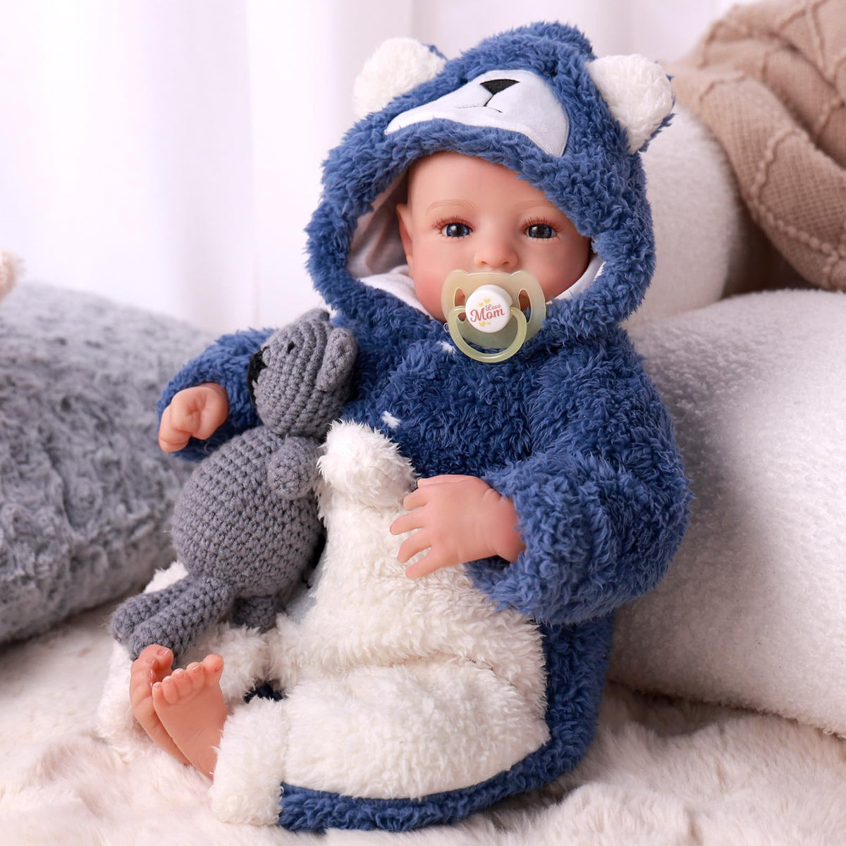 17 Inch Lifelike Reborn Baby Dolls Boy with Play Accessories L701