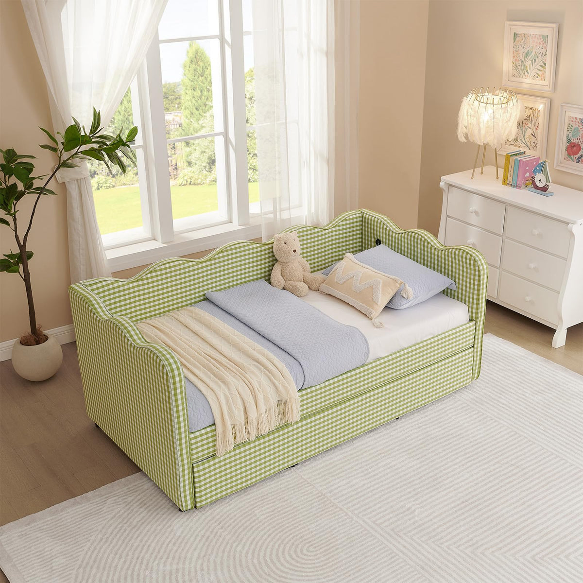81-inch Twin to King Size Gingham Linen Upholstered Daybed with USB Charging Ports W526